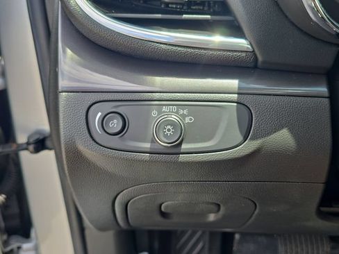 Certified 2019 Buick Encore Preferred FWD image 22