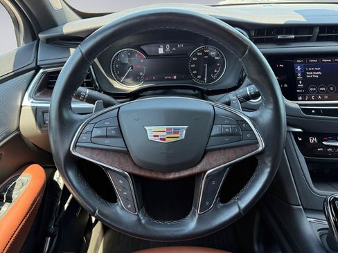 Certified 2023 Cadillac XT5 Sportv AWD/4WD image 22