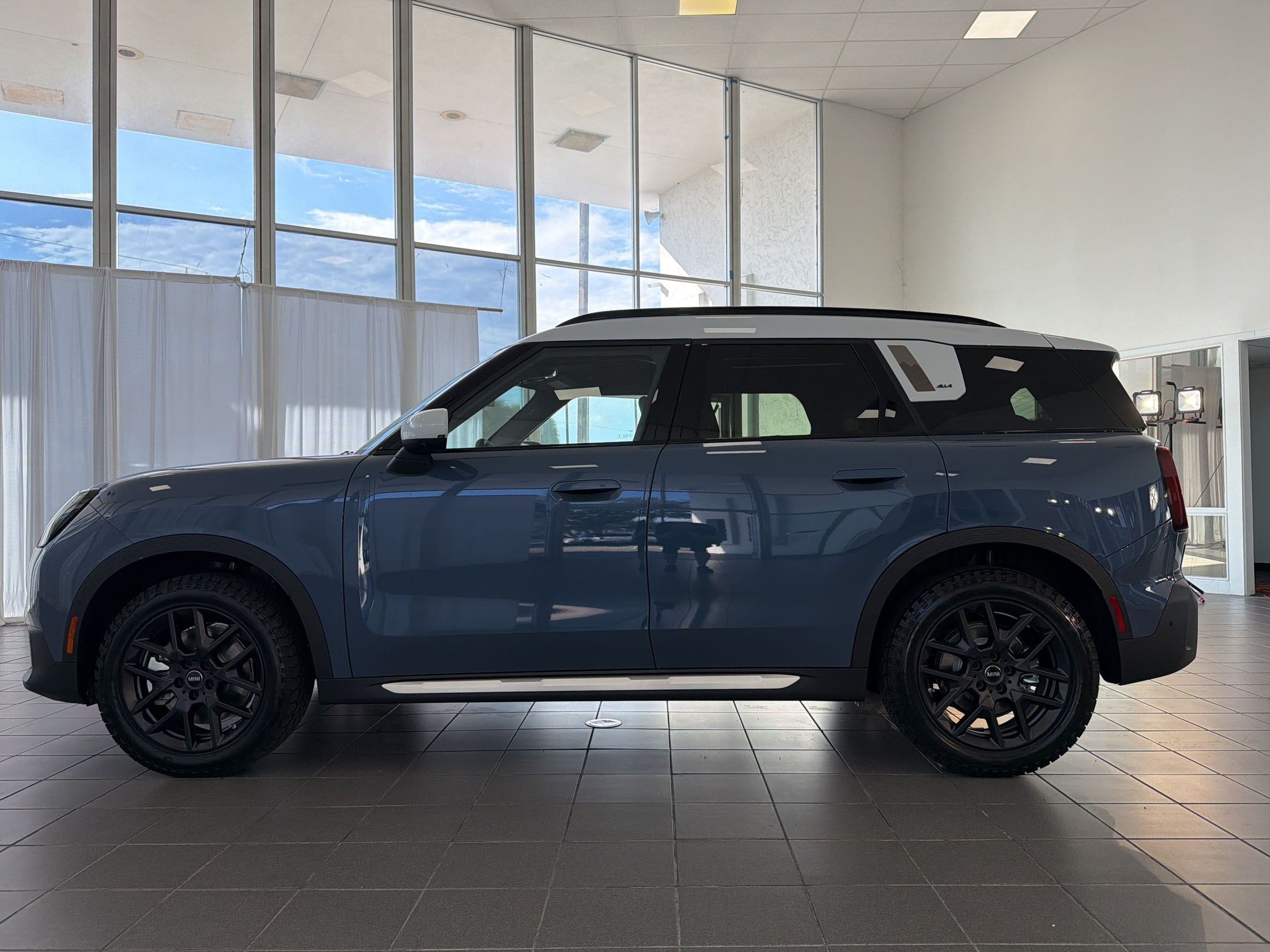 New 2027 MINI Cooper Countryman S w/ Comfort Package Max AWD/4WD image 2