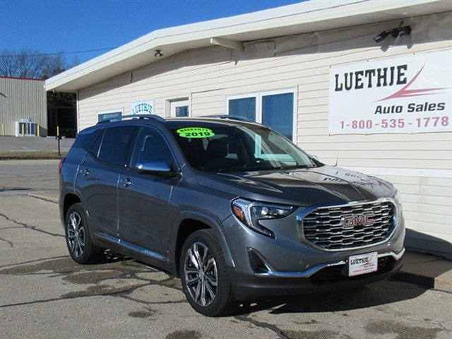 Used 2018 GMC Terrain Denali w/ Driver Alert Package II AWD/4WD image 4