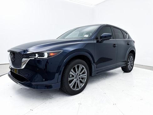 Certified 2025 MAZDA CX-5 Signature image 16