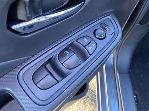 New 2025 Nissan Versa SV w/ Trunk Package image 27