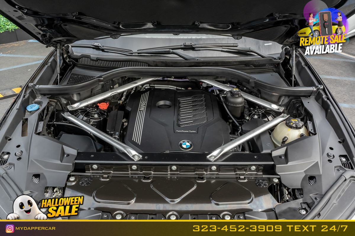 Used 2021 BMW X5 xDrive40i w/ M Sport Package AWD/4WD image 22