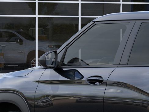 New 2026 Chevrolet TrailBlazer LS FWD image 12