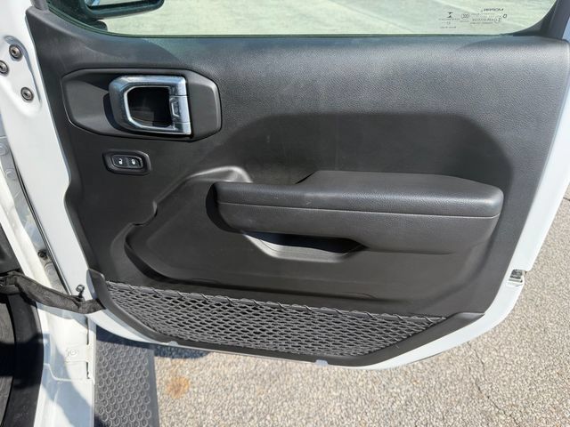 Used 2023 Jeep Wrangler Unlimited Sport AWD/4WD image 12