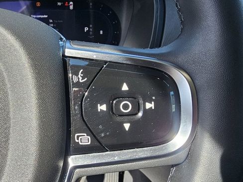 Certified 2025 Volvo XC90 B6 Plus w/ Protection Package image 21