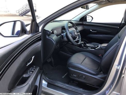 Used 2023 Hyundai Tucson SEL w/ Convenience Package FWD image 8