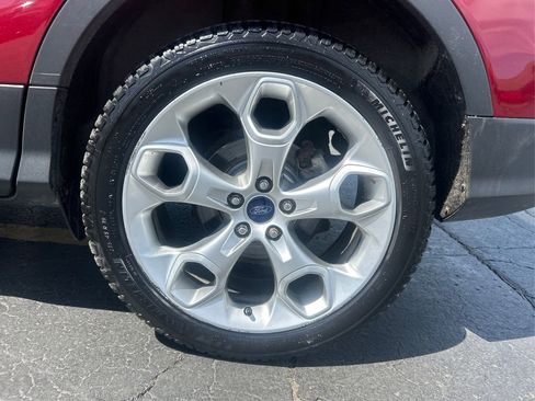 Used 2014 Ford Escape Titanium w/ Equipment Group 401A AWD/4WD image 23