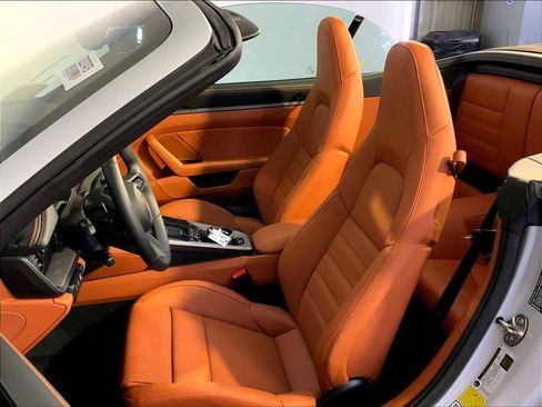 New 2026 Porsche 911 Carrera 4S image 5