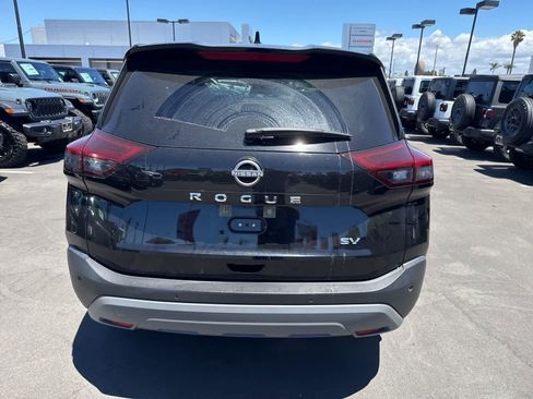 Used 2023 Nissan Rogue SV FWD image 21