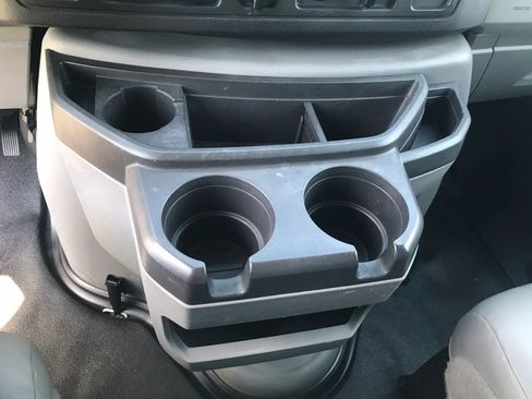 Used 2014 Ford E-350 and Econoline 350 Super Duty RWD image 20