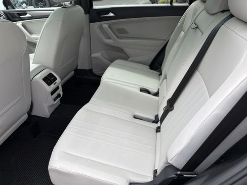 Used 2024 Volkswagen Tiguan SE R-Line AWD/4WD image 26