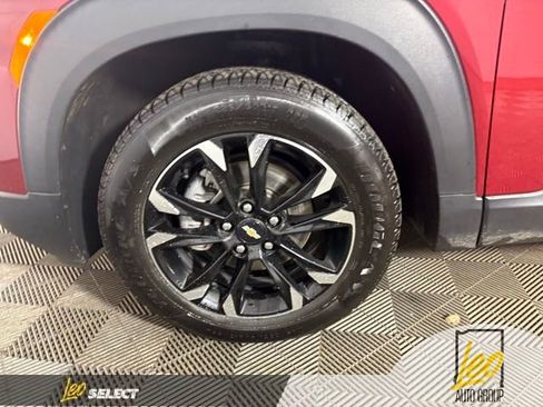 Used 2022 Chevrolet TrailBlazer LT FWD image 23