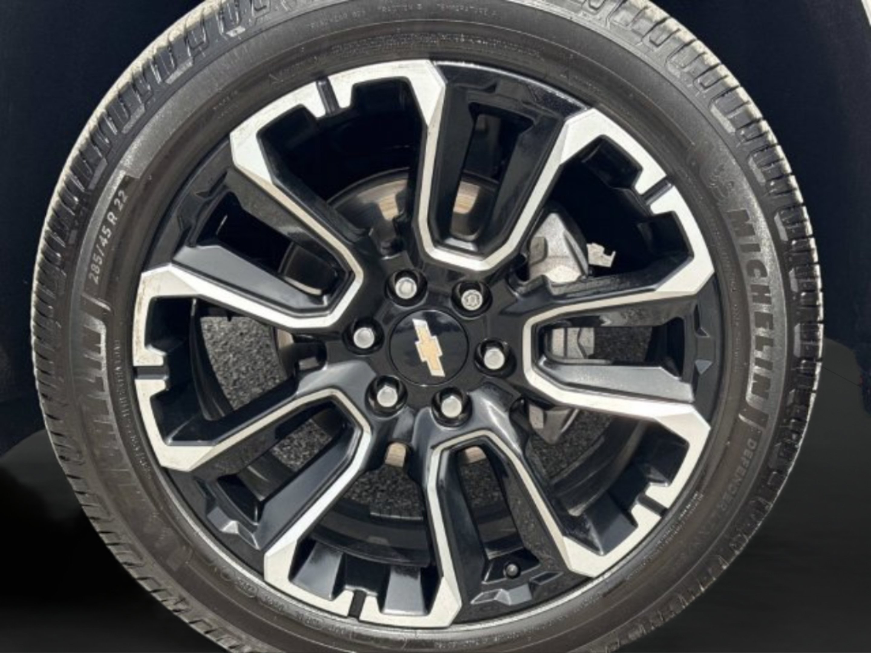 Used 2022 Chevrolet Tahoe RST w/ Luxury Package RWD image 36