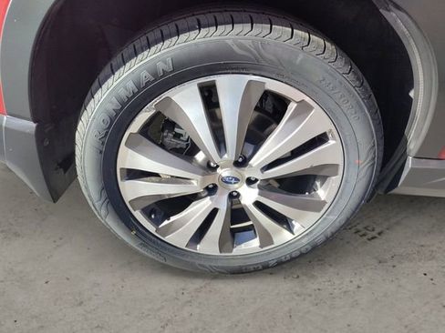 Used 2019 Subaru Ascent Limited w/ Popular Package #3 image 14