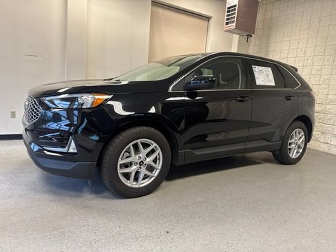 Used 2024 Ford Edge SEL w/ Convenience Package AWD/4WD image 37
