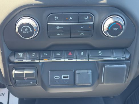 New 2026 Chevrolet Silverado 2500 Custom w/ Custom Value Package AWD/4WD image 22