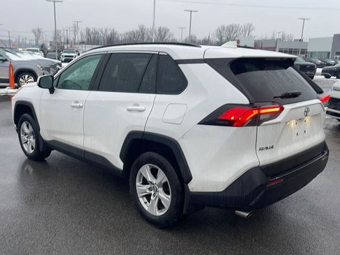 Used 2019 Toyota RAV4 XLE w/ Convenience Package image 6