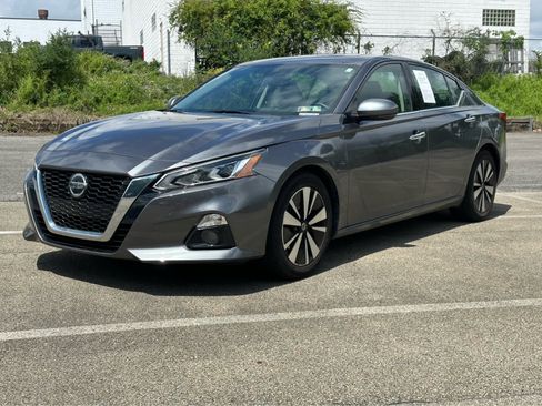 Used 2019 Nissan Altima 2.5 SL FWD image 1