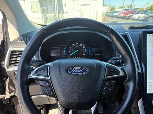 Used 2024 Ford Edge SEL AWD/4WD image 29
