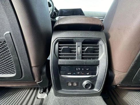 Used 2019 BMW 330i xDrive 330i xDrive image 22