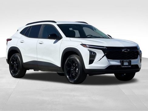 New 2026 Chevrolet Trax LT w/ Driver Confidence Package FWD image 7