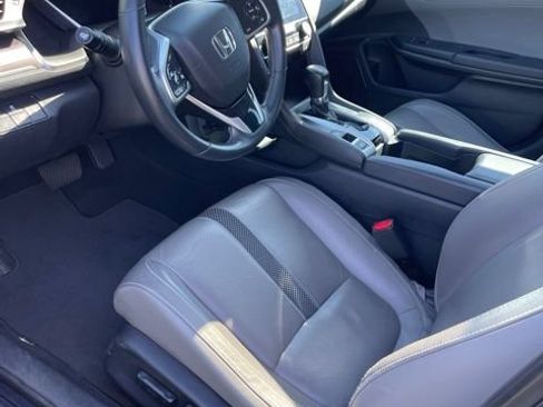 Used 2020 Honda Civic EX-L image 3