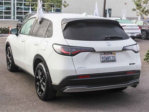Used 2023 Honda HR-V Sport image 7