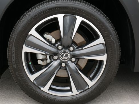 Certified 2025 Lexus UX 300h FWD w/ Accessory Package (Z2) image 23