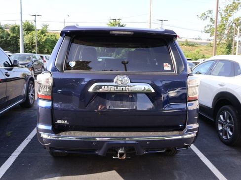 Used 2021 Toyota 4Runner Limited AWD/4WD image 6