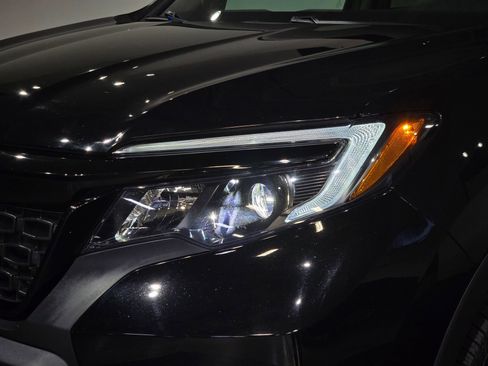 Used 2019 Honda Passport EX-L image 12