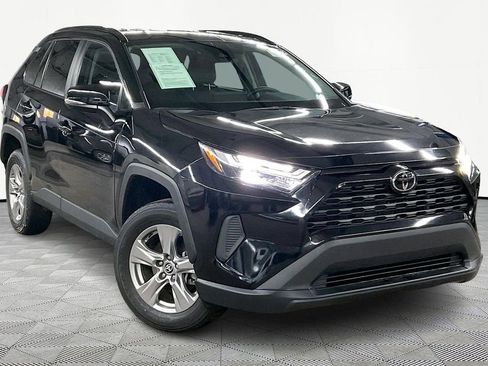 Used 2024 Toyota RAV4 XLE image 3