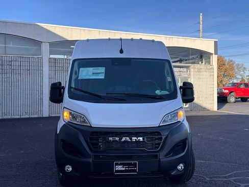 New 2026 RAM ProMaster 2500 w/ Convenience Group FWD image 7
