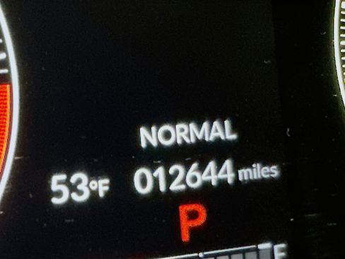 Used 2023 Honda HR-V LX image 19