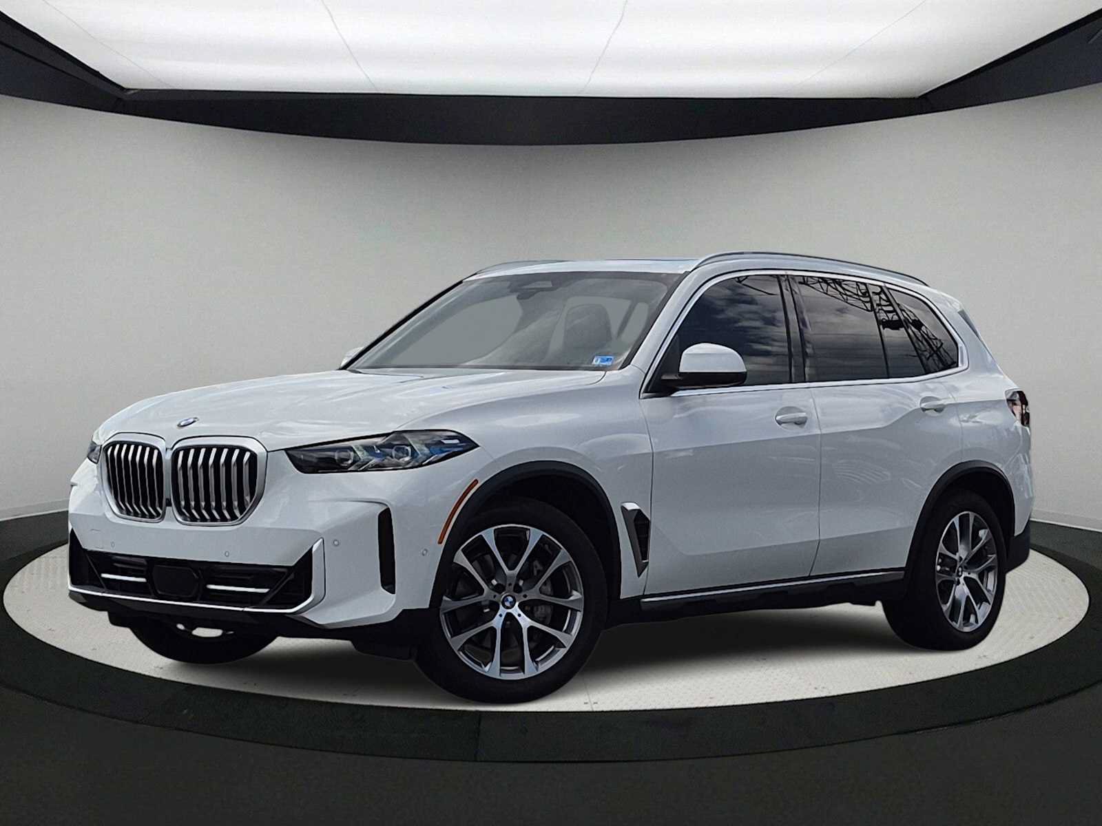 Used 2024 BMW X5 xDrive40i w/ Premium Package AWD/4WD image 1