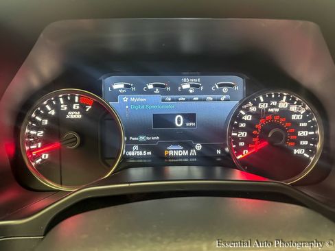 Used 2017 Ford F150 Raptor w/ Equipment Group 802A Luxury image 16