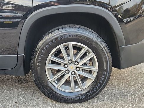 Used 2023 Chevrolet Traverse LT image 31