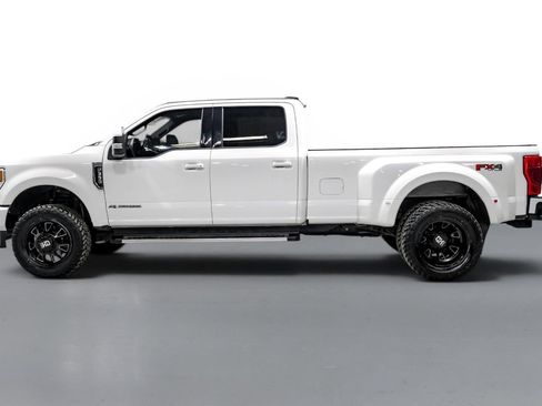 Used 2022 Ford F350 Lariat w/ Lariat Value Package AWD/4WD image 10