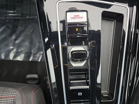 Used 2025 Volkswagen GTI S image 11