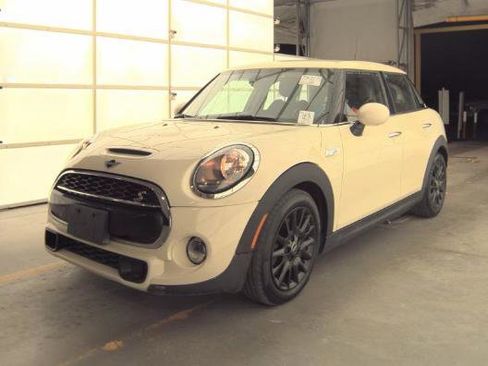 Used 2019 MINI Cooper S FWD image 1