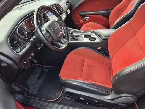 Used 2019 Dodge Challenger R/T Scat Pack image 4