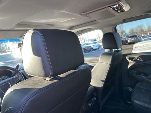 Used 2018 GMC Yukon Denali w/ Open Road Package image 15