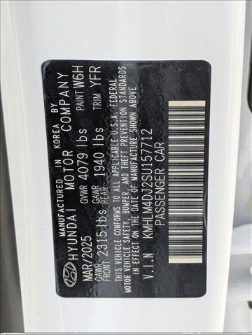 New 2025 Hyundai Elantra SEL FWD image 21