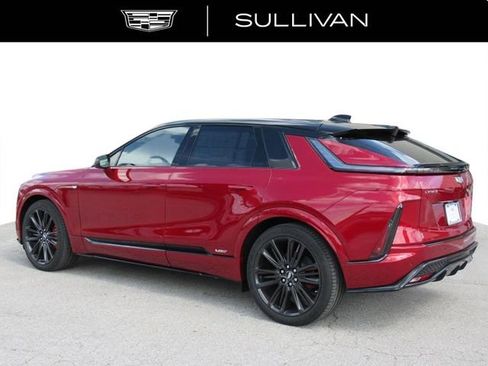 New 2026 Cadillac Lyriq V image 4