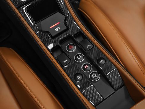 Used 2013 McLaren MP4-12C Spider RWD image 49