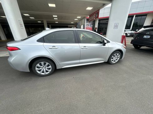 Used 2023 Toyota Corolla LE FWD image 13