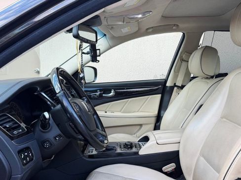 Used 2014 Hyundai Equus Ultimate image 13