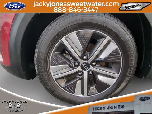 Used 2020 Kia Niro LXS image 10