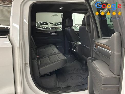 Used 2022 Chevrolet Silverado 1500 High Country w/ High Country Premium Package AWD/4WD image 18