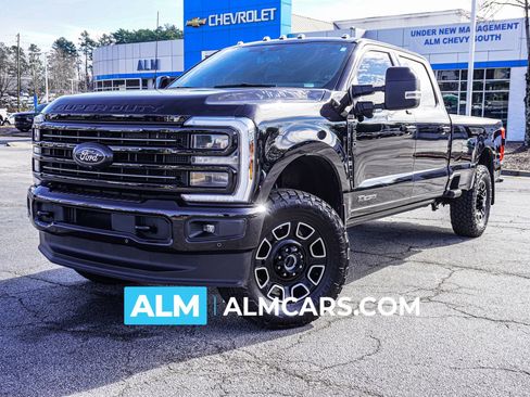 Certified 2025 Ford F250 Platinum AWD/4WD image 1